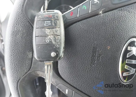 2018 Kia Forte Lx from USA, damaged, VIN 3KPFK4A70JE184694